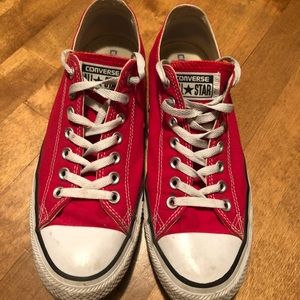Red low top converse size 9 men’s